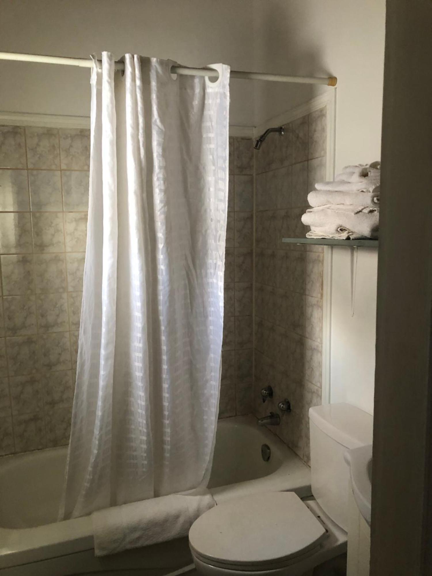 Superlodge Lloydminster Luaran gambar